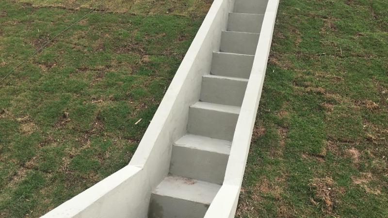 Escada hidráulica para drenagem
